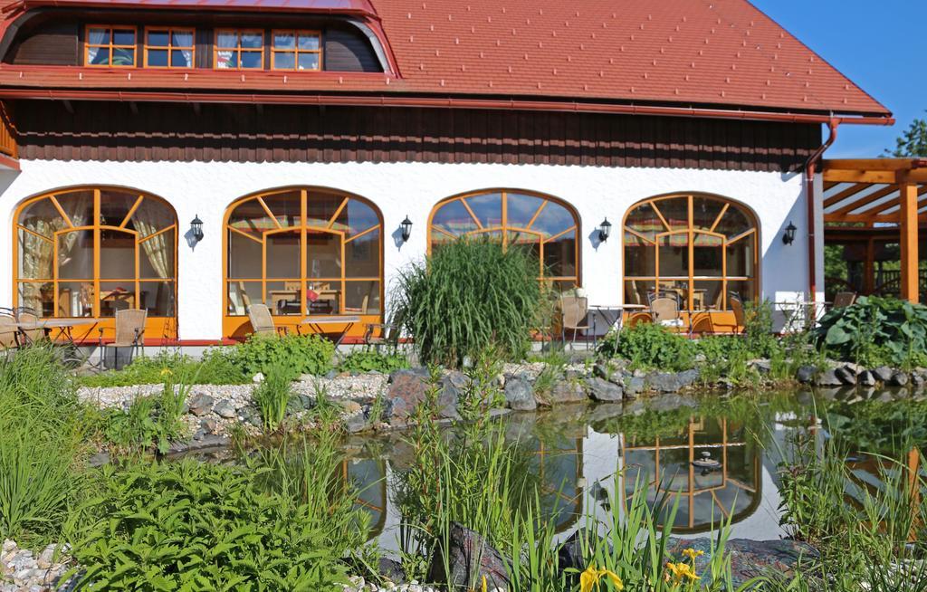 Hotel Garni Huegellandhof Neuhaus am Klausenbach Bagian luar foto