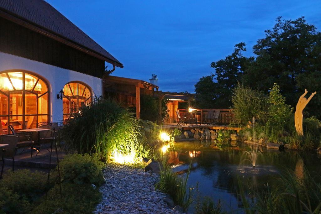 Hotel Garni Huegellandhof Neuhaus am Klausenbach Bagian luar foto