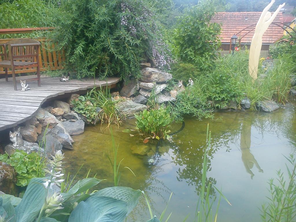Hotel Garni Huegellandhof Neuhaus am Klausenbach Bagian luar foto